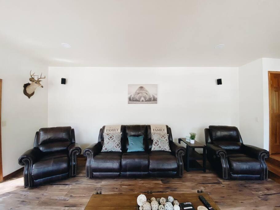Kathys Cabin, King Bed, Hot Tub, Near-Nau & Downtown Attractions, Perfect Year-Round Mountain Getaway Flagstaff Exterior photo