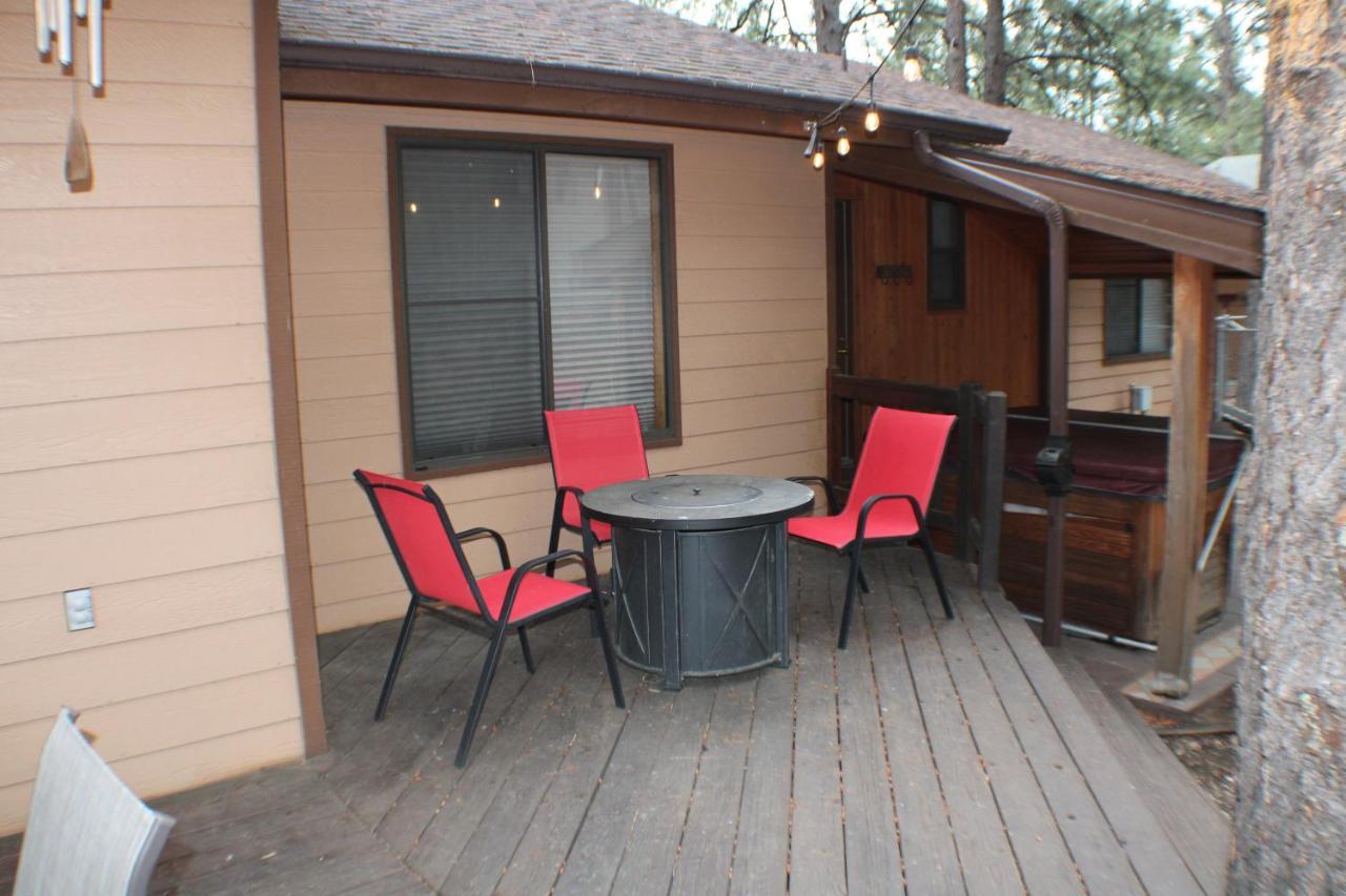 Kathys Cabin, King Bed, Hot Tub, Near-Nau & Downtown Attractions, Perfect Year-Round Mountain Getaway Flagstaff Exterior photo