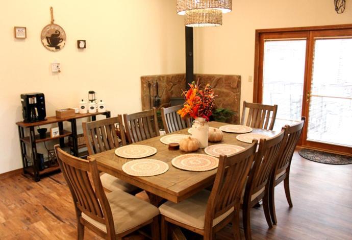 Kathys Cabin, King Bed, Hot Tub, Near-Nau & Downtown Attractions, Perfect Year-Round Mountain Getaway Flagstaff Exterior photo
