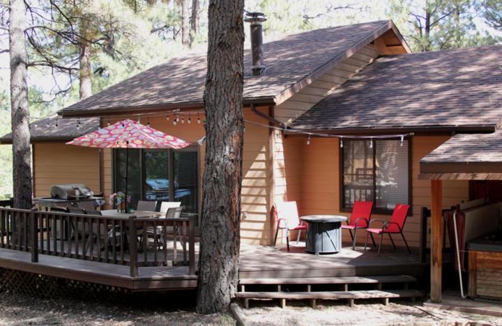 Kathys Cabin, King Bed, Hot Tub, Near-Nau & Downtown Attractions, Perfect Year-Round Mountain Getaway Flagstaff Exterior photo